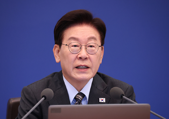 이재명 대통령이 27일 청와대에서 열린 국무회의에서 발언하고 있다. 2026.10.27 [사진=연합뉴스]
