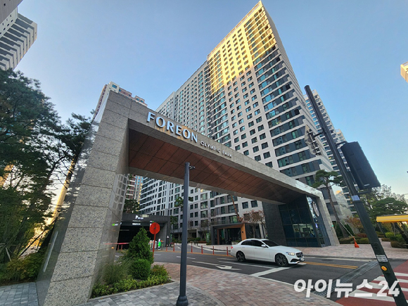 서울 강동구 둔촌동 올림픽파크포레온 [사진=나광국 기자]